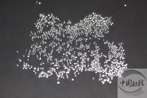 当阳金属表面处理厂喷砂玻璃微珠清理